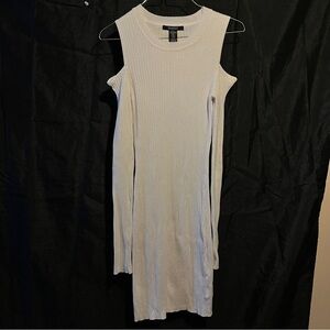 4 / 40$ Revamped Off-White Cold Shoulder Dress